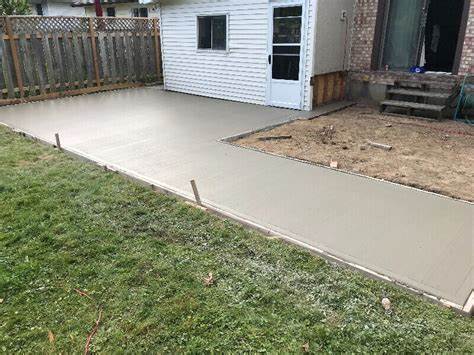 Backyard concrete patio